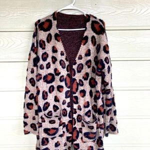 Super soft chenille leopard cardigan size medium